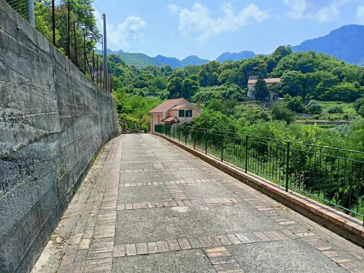 Villa Vicinus - 120 Mq - Parking - Garden Vietri Luaran gambar